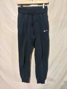 Nike joggers